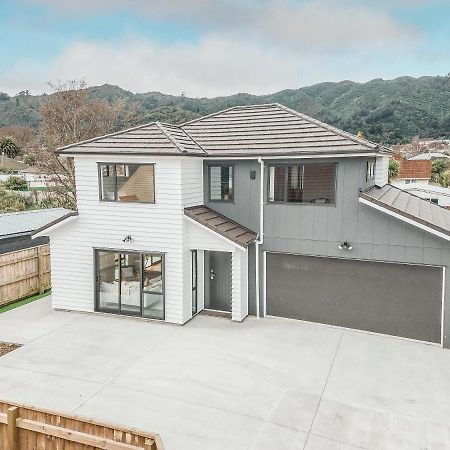 Newly Built House Villa Lower Hutt Exterior photo