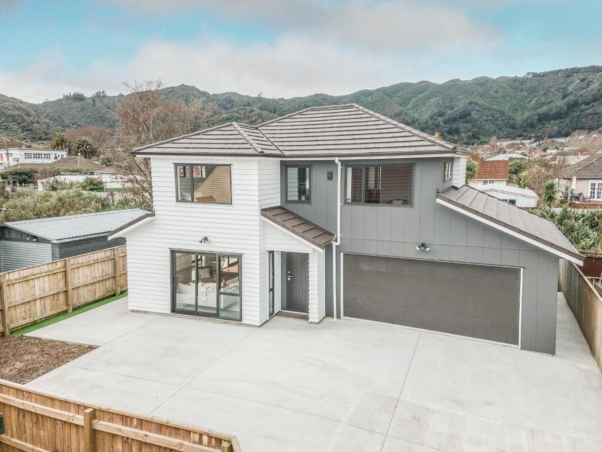 Newly Built House Villa Lower Hutt Exterior photo